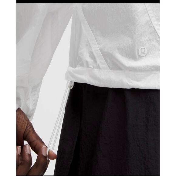 NWT Lululemon Scuba Cropped Anorak Jacket Size 6 White Water Resistant - Picture 10 of 14